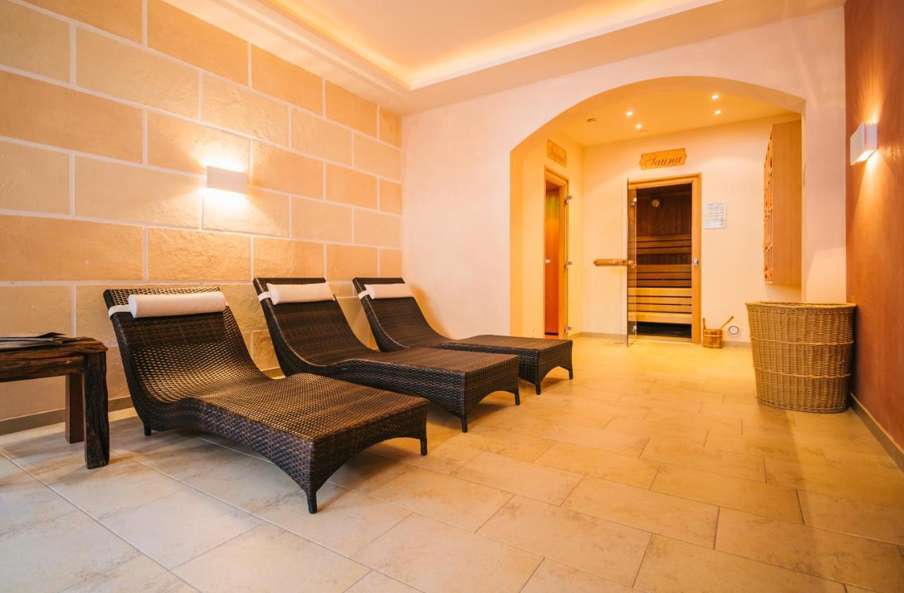 Hotel Dr Otto Murr B&B Sankt Anton am Arlberg Exterior photo