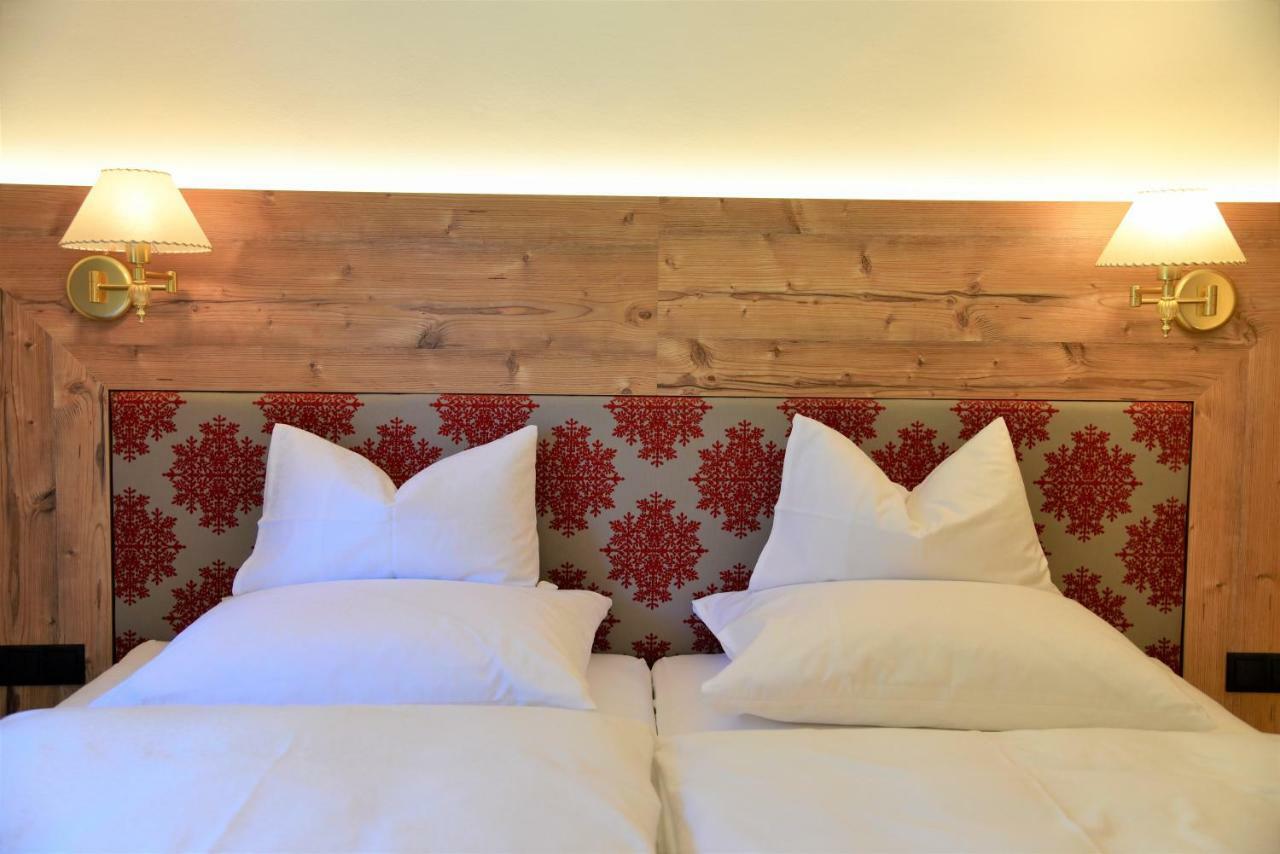 Hotel Dr Otto Murr B&B Sankt Anton am Arlberg Exterior photo